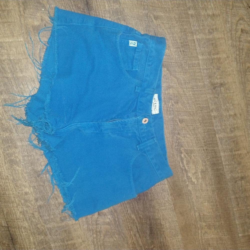 Guess - Picture 4 of 5